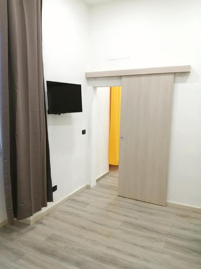 Appartamento Nuovo A 1 Minuto Dal Porto Ливорно Экстерьер фото